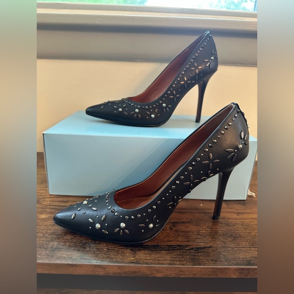 Coach prairie rivet eagerly 4” studded pumps size 6.5 - Picture 12 of 15